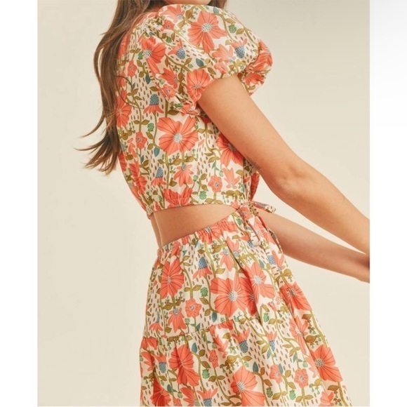 Sundress Sundress - Picture 5 of 14